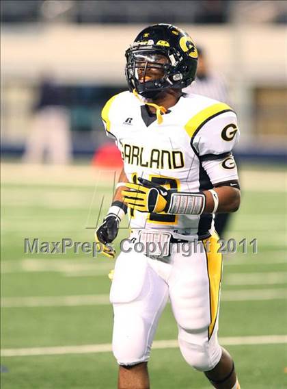 Thumbnail 1 in Mesquite vs. Garland (5A Division 1 Area Playoff ) photogallery.