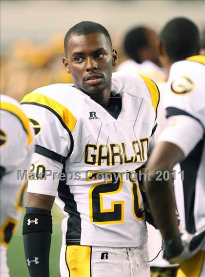 Thumbnail 3 in Mesquite vs. Garland (5A Division 1 Area Playoff ) photogallery.