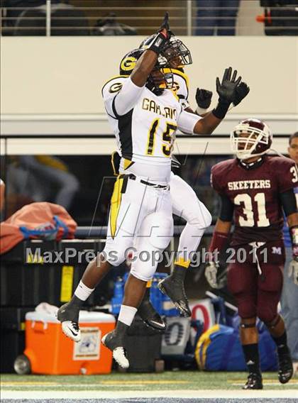 Thumbnail 3 in Mesquite vs. Garland (5A Division 1 Area Playoff ) photogallery.