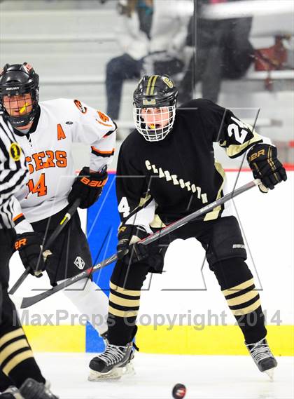 Thumbnail 3 in Clarkstown @ White Plains (Section 1 Division I Quarterfinal) photogallery.