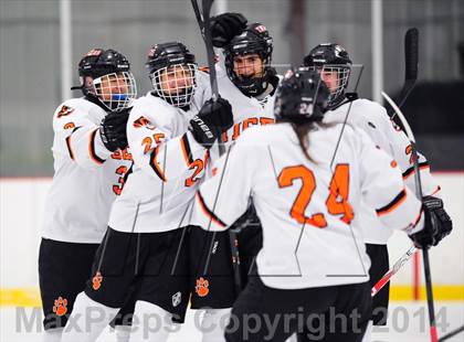 Thumbnail 3 in Clarkstown @ White Plains (Section 1 Division I Quarterfinal) photogallery.
