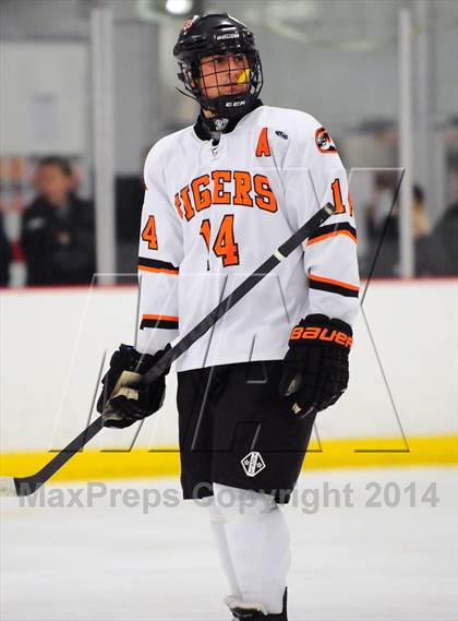 Thumbnail 3 in Clarkstown @ White Plains (Section 1 Division I Quarterfinal) photogallery.
