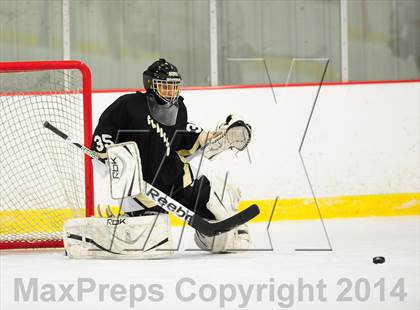 Thumbnail 2 in Clarkstown @ White Plains (Section 1 Division I Quarterfinal) photogallery.