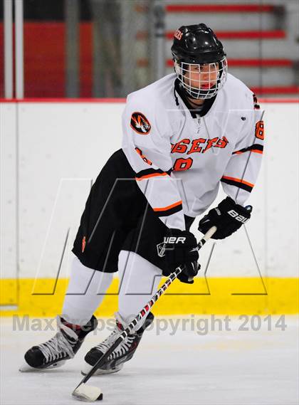 Thumbnail 3 in Clarkstown @ White Plains (Section 1 Division I Quarterfinal) photogallery.