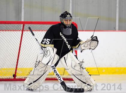 Thumbnail 3 in Clarkstown @ White Plains (Section 1 Division I Quarterfinal) photogallery.