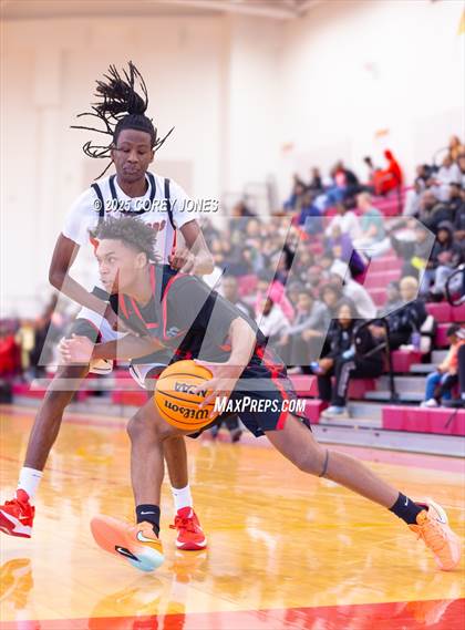 Thumbnail 2 in Jonesboro vs Dutchtown (Hard In The Paint) photogallery.