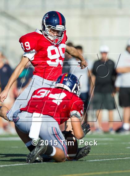 Thumbnail 3 in Villa Park @ Yorba Linda photogallery.