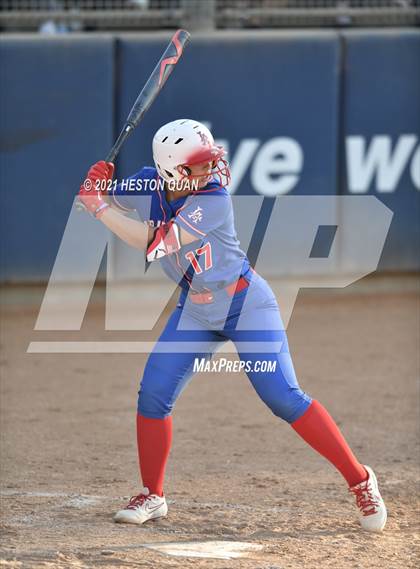 Thumbnail 1 in OC All Stars: North vs. South 1/2 photogallery.