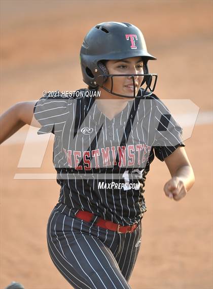 Thumbnail 1 in OC All Stars: North vs. South 1/2 photogallery.