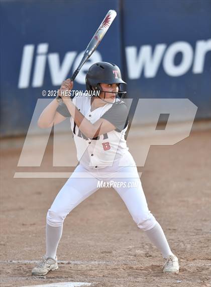 Thumbnail 1 in OC All Stars: North vs. South 1/2 photogallery.