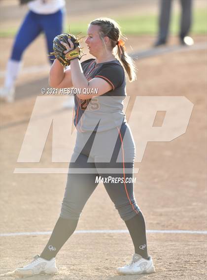 Thumbnail 3 in OC All Stars: North vs. South 1/2 photogallery.