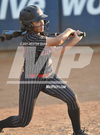 Thumbnail 2 in OC All Stars: North vs. South 1/2 photogallery.