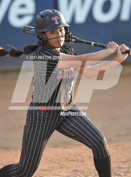 Thumbnail 3 in OC All Stars: North vs. South 1/2 photogallery.