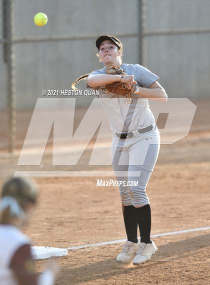 Thumbnail 2 in OC All Stars: North vs. South 1/2 photogallery.