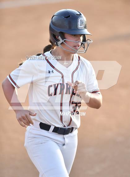 Thumbnail 2 in OC All Stars: North vs. South 1/2 photogallery.