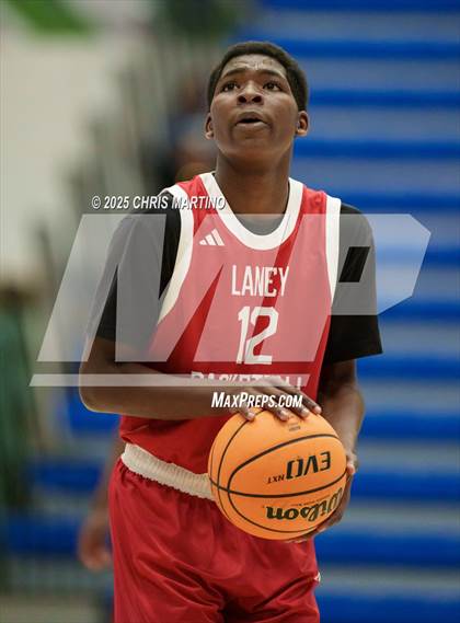 Thumbnail 1 in Westminster Schools of Augusta vs. Laney (100 Black Men of Augusta Thanksgiving Classic) photogallery.