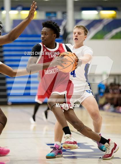 Thumbnail 3 in Westminster Schools of Augusta vs. Laney (100 Black Men of Augusta Thanksgiving Classic) photogallery.