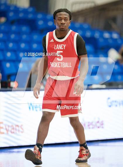 Thumbnail 2 in Westminster Schools of Augusta vs. Laney (100 Black Men of Augusta Thanksgiving Classic) photogallery.