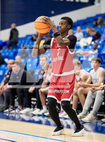 Thumbnail 3 in Westminster Schools of Augusta vs. Laney (100 Black Men of Augusta Thanksgiving Classic) photogallery.