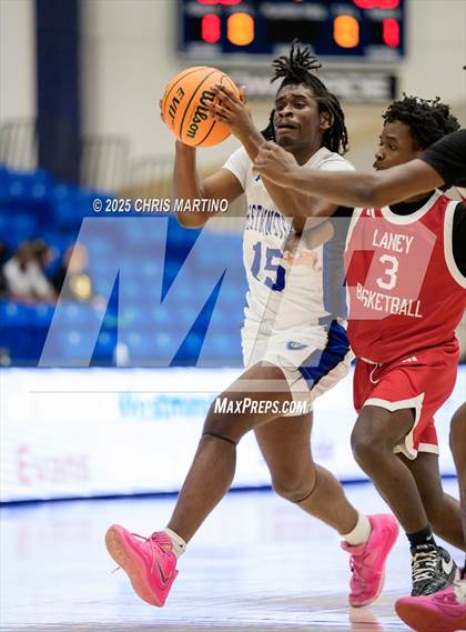 Thumbnail 3 in Westminster Schools of Augusta vs. Laney (100 Black Men of Augusta Thanksgiving Classic) photogallery.