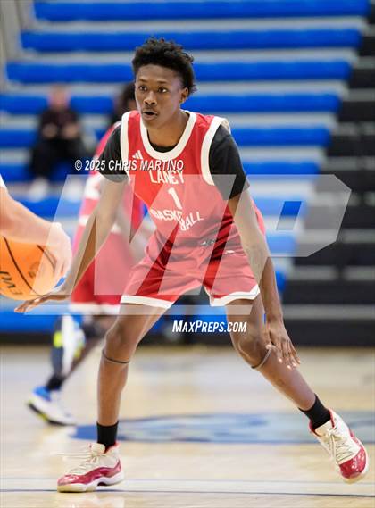 Thumbnail 2 in Westminster Schools of Augusta vs. Laney (100 Black Men of Augusta Thanksgiving Classic) photogallery.