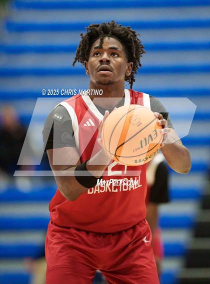 Thumbnail 1 in Westminster Schools of Augusta vs. Laney (100 Black Men of Augusta Thanksgiving Classic) photogallery.