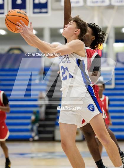 Thumbnail 2 in Westminster Schools of Augusta vs. Laney (100 Black Men of Augusta Thanksgiving Classic) photogallery.