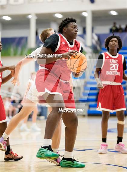 Thumbnail 2 in Westminster Schools of Augusta vs. Laney (100 Black Men of Augusta Thanksgiving Classic) photogallery.