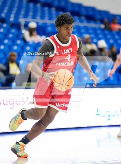 Thumbnail 2 in Westminster Schools of Augusta vs. Laney (100 Black Men of Augusta Thanksgiving Classic) photogallery.