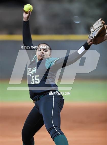 Thumbnail 3 in Villa Park vs. Murrieta Mesa (Dave Kops Tournament of Champions - Final) photogallery.
