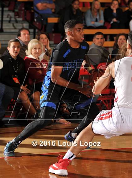 Thumbnail 3 in Shadow Mountain @ Mater Dei (Nike Extravaganza) photogallery.