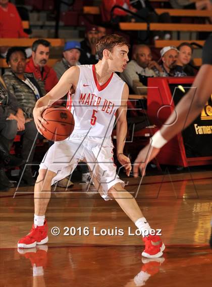 Thumbnail 1 in Shadow Mountain @ Mater Dei (Nike Extravaganza) photogallery.