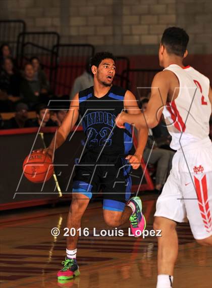Thumbnail 1 in Shadow Mountain @ Mater Dei (Nike Extravaganza) photogallery.