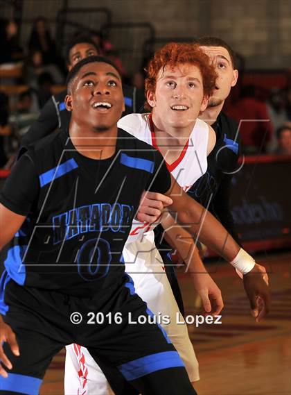 Thumbnail 1 in Shadow Mountain @ Mater Dei (Nike Extravaganza) photogallery.