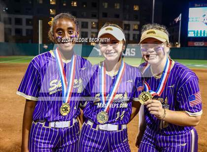 Thumbnail 3 in Beckville vs. Shiner (UIL 2A Softball Final) photogallery.