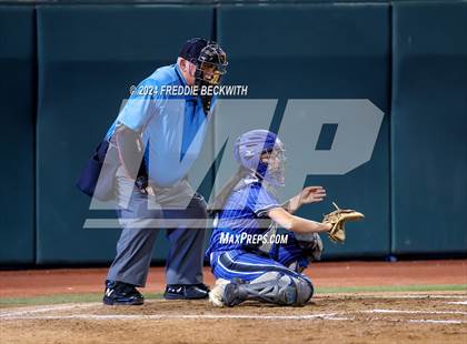 Thumbnail 2 in Beckville vs. Shiner (UIL 2A Softball Final) photogallery.