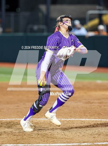Thumbnail 2 in Beckville vs. Shiner (UIL 2A Softball Final) photogallery.
