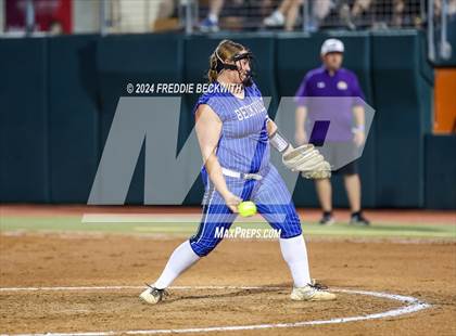 Thumbnail 3 in Beckville vs. Shiner (UIL 2A Softball Final) photogallery.