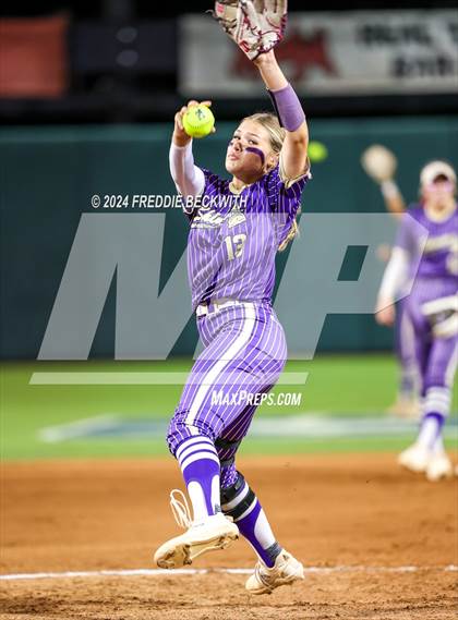 Thumbnail 3 in Beckville vs. Shiner (UIL 2A Softball Final) photogallery.