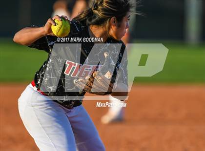 Thumbnail 1 in Tompkins vs. Katy photogallery.