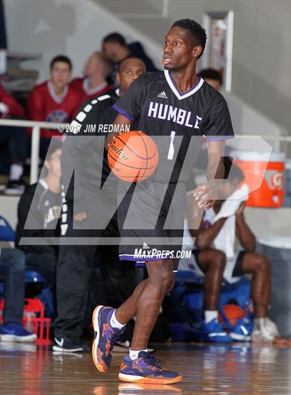 Thumbnail 2 in Dickinson vs. Humble (McDolald's Texas Invitational) photogallery.