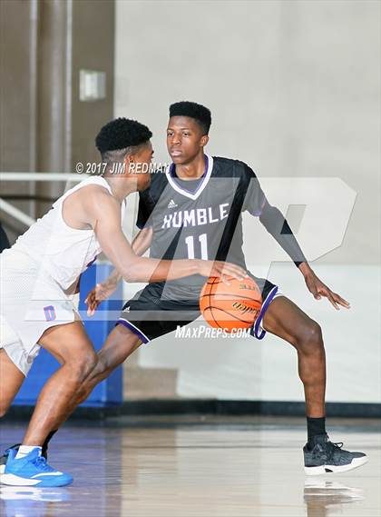 Thumbnail 3 in Dickinson vs. Humble (McDolald's Texas Invitational) photogallery.