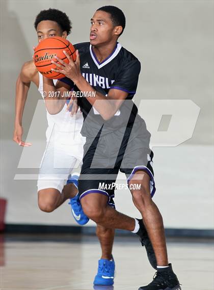 Thumbnail 2 in Dickinson vs. Humble (McDolald's Texas Invitational) photogallery.