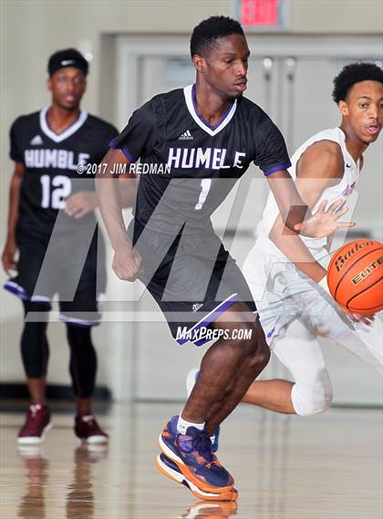 Thumbnail 1 in Dickinson vs. Humble (McDolald's Texas Invitational) photogallery.