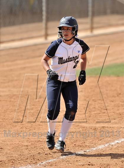 Thumbnail 2 in Trabuco Hills VS Dana Hills (Timberwolf Classic) photogallery.