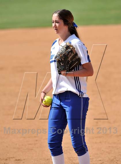 Thumbnail 2 in Trabuco Hills VS Dana Hills (Timberwolf Classic) photogallery.