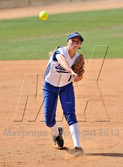 Thumbnail 2 in Trabuco Hills VS Dana Hills (Timberwolf Classic) photogallery.