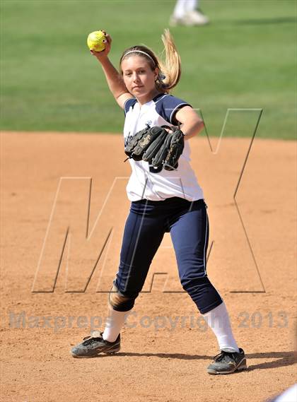 Thumbnail 2 in Trabuco Hills VS Dana Hills (Timberwolf Classic) photogallery.