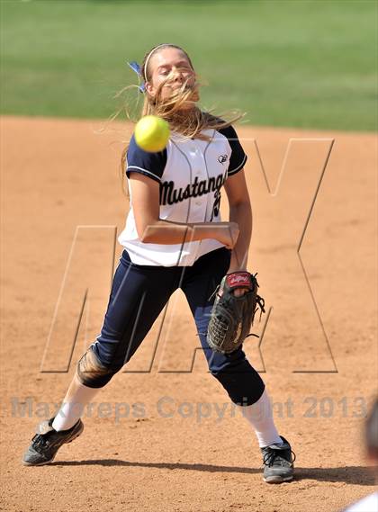 Thumbnail 2 in Trabuco Hills VS Dana Hills (Timberwolf Classic) photogallery.