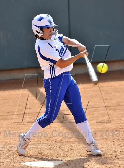 Thumbnail 2 in Trabuco Hills VS Dana Hills (Timberwolf Classic) photogallery.